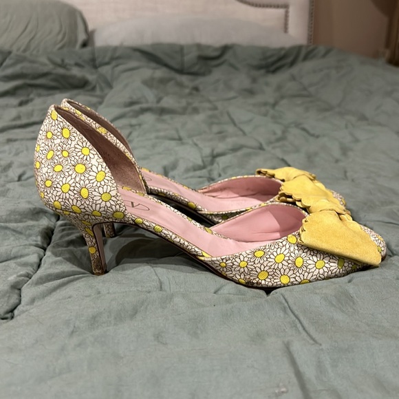 Red Valentino Daisy pumps - Picture 2 of 8